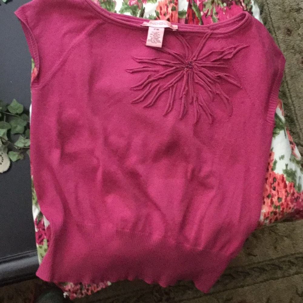 Bandolino summer top